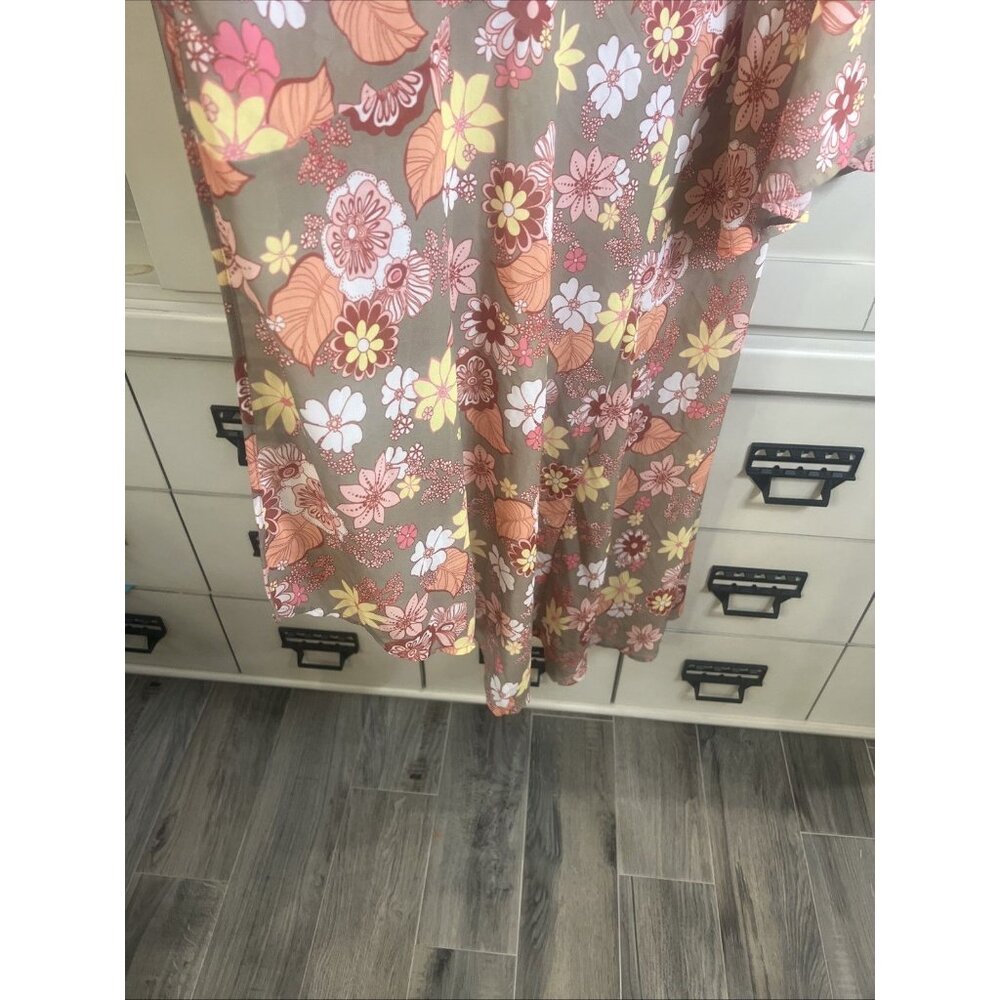 Altar’d State Bohemian Hippie Floral Long Kimono Size Medium - Picture 3 of 8
